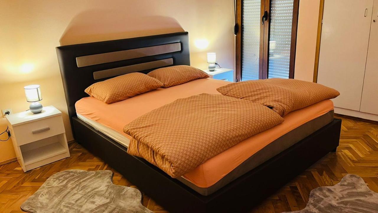 Majdini Clock Tower Apartman Podgoriçe Dış mekan fotoğraf